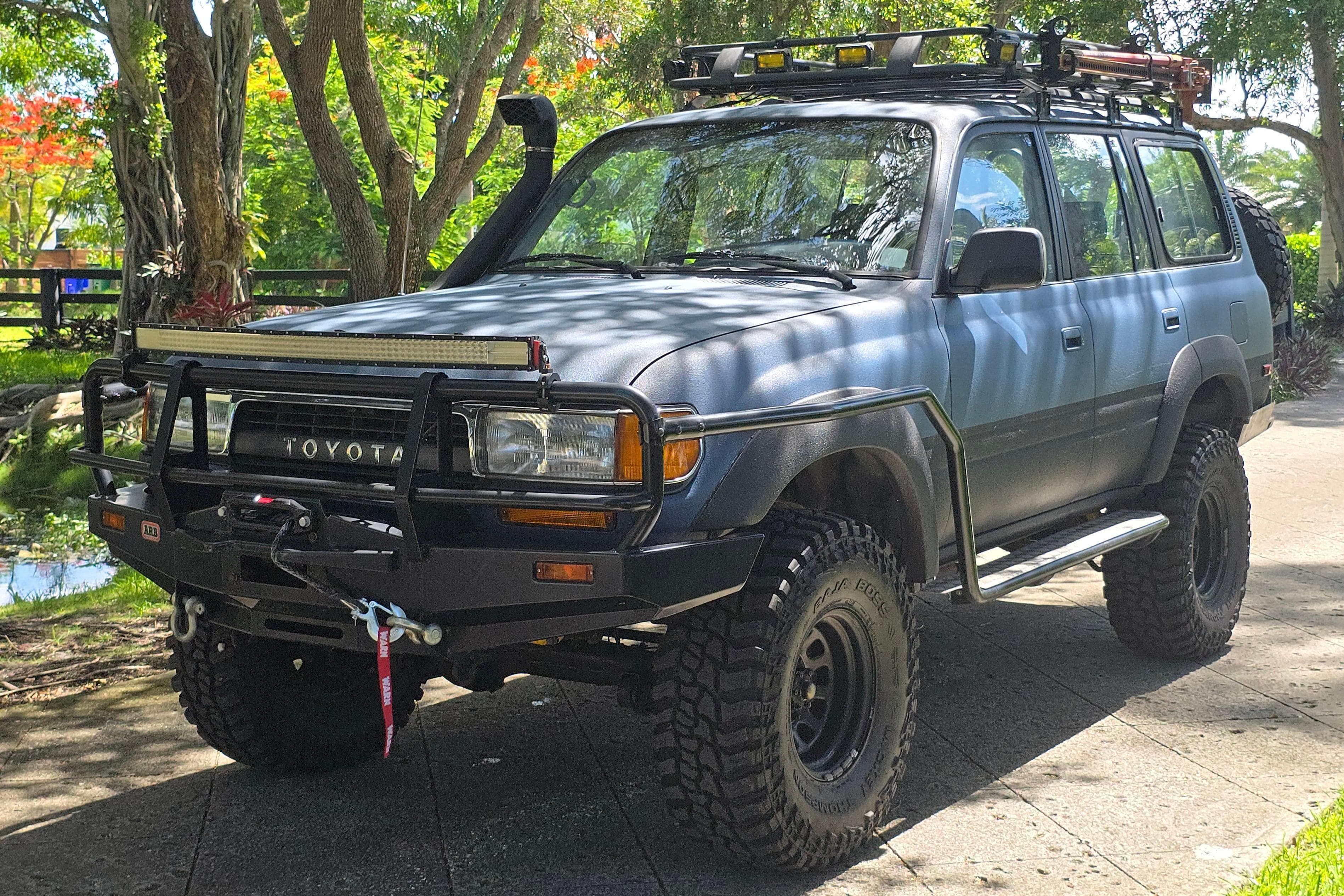 1991 Toyota Land Cruiser sold for $15,900