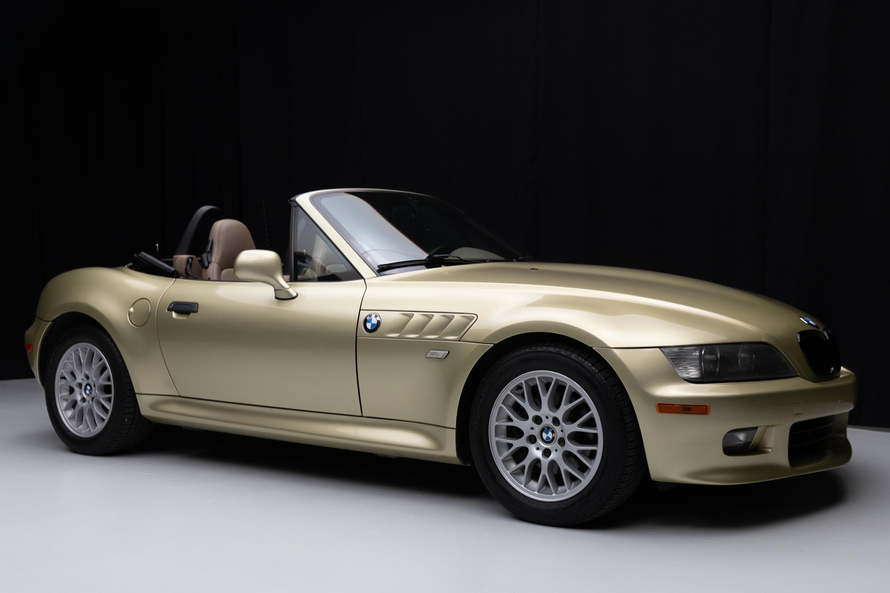 2000 BMW Z3 sold for $13,600