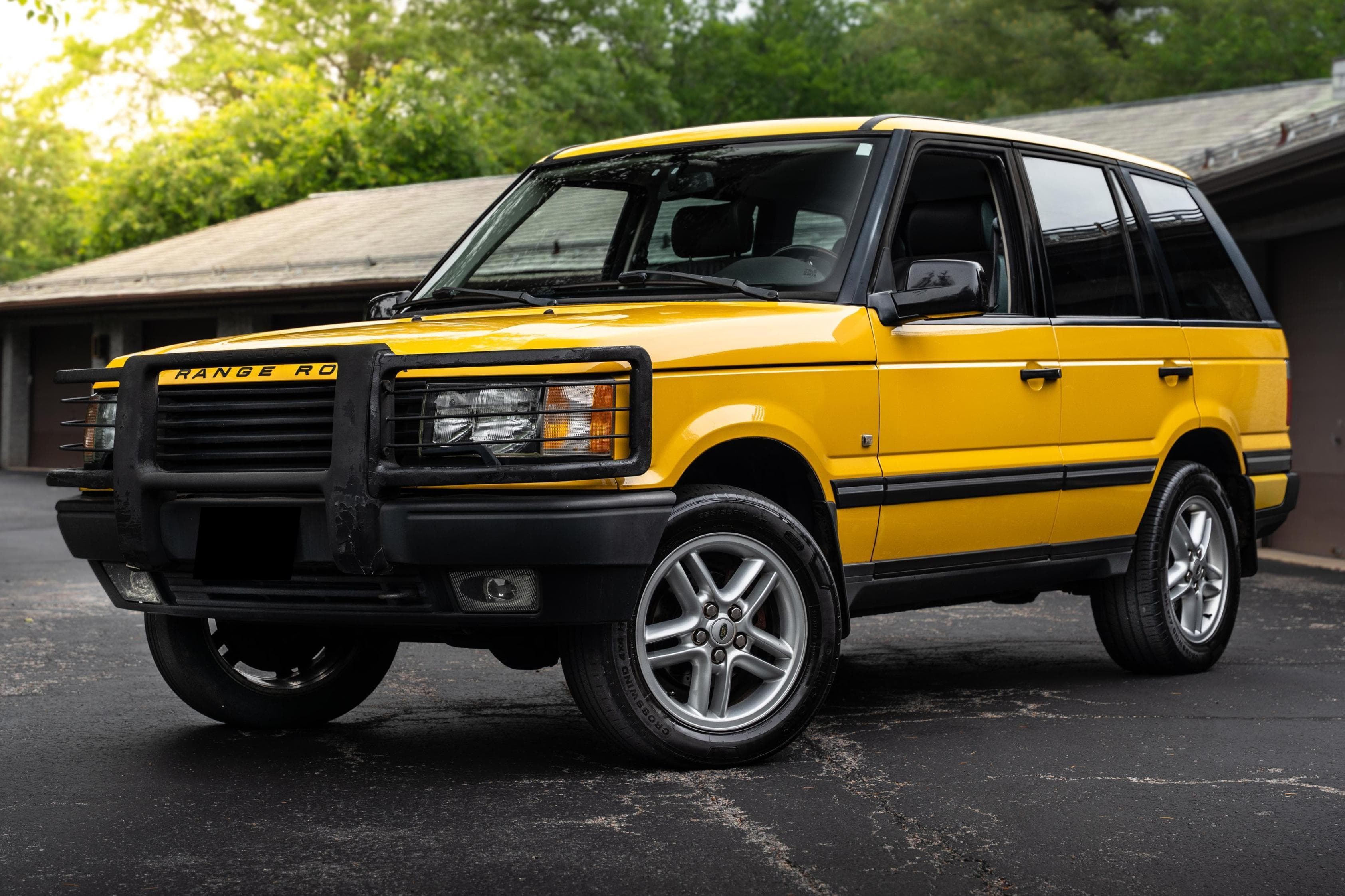2002 Land Rover Range Rover sold for $12,000