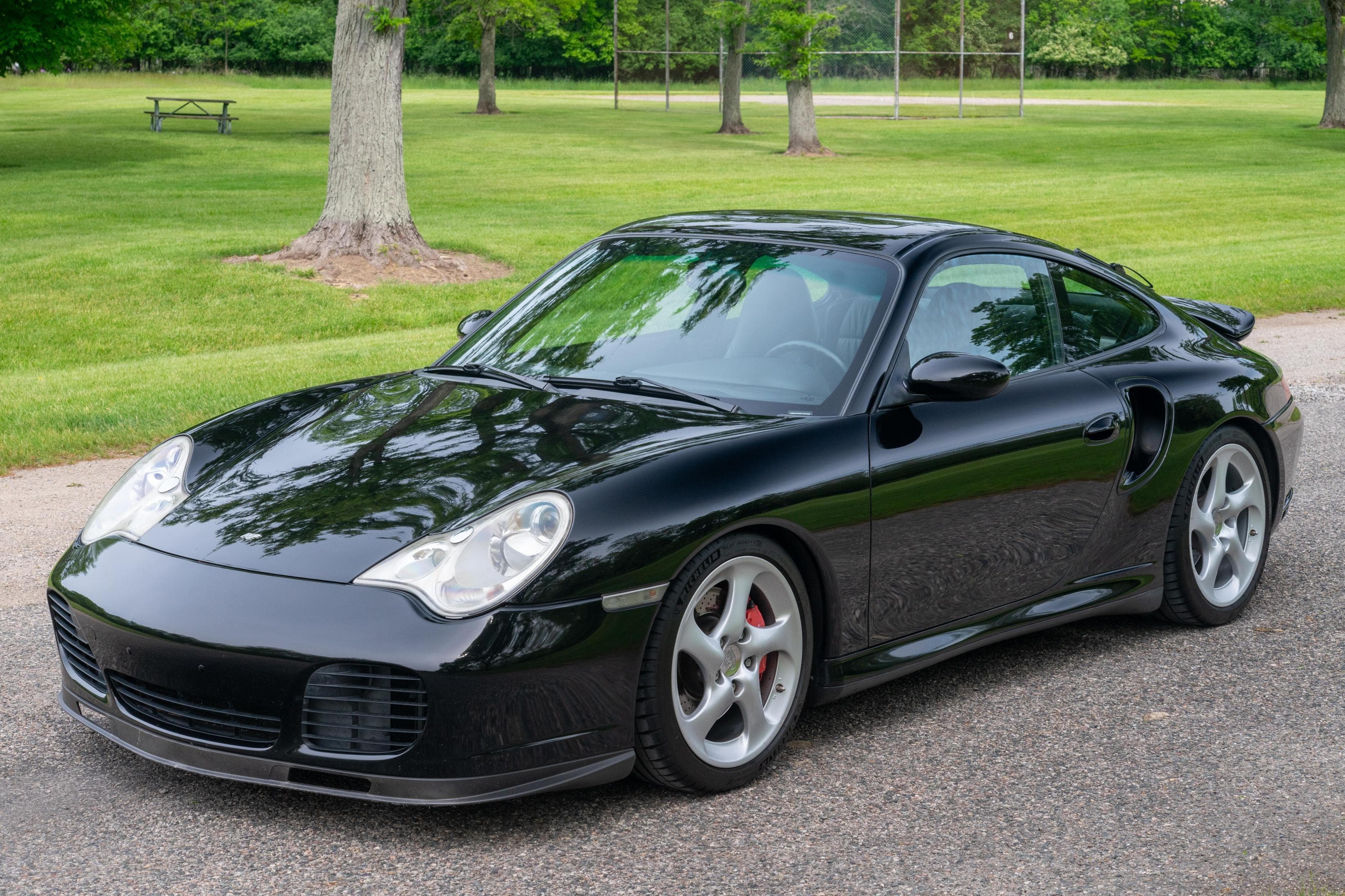 2001 Porsche 996 911 sold for $48,000