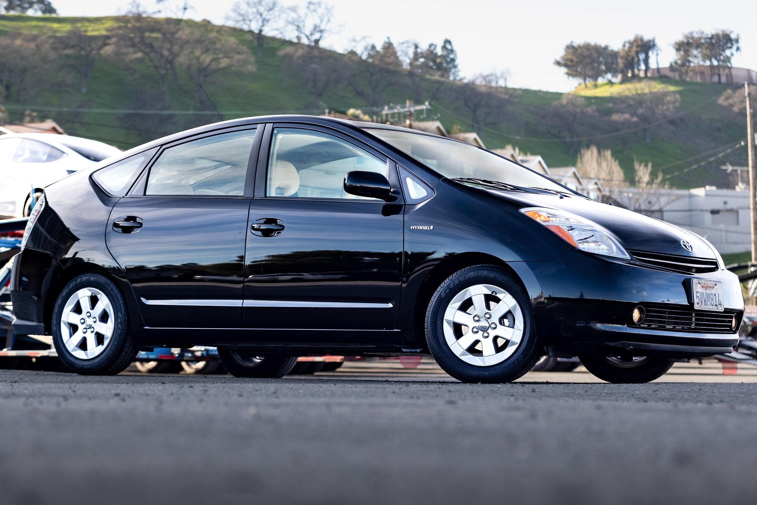 2006 Toyota Prius sold for $10,500