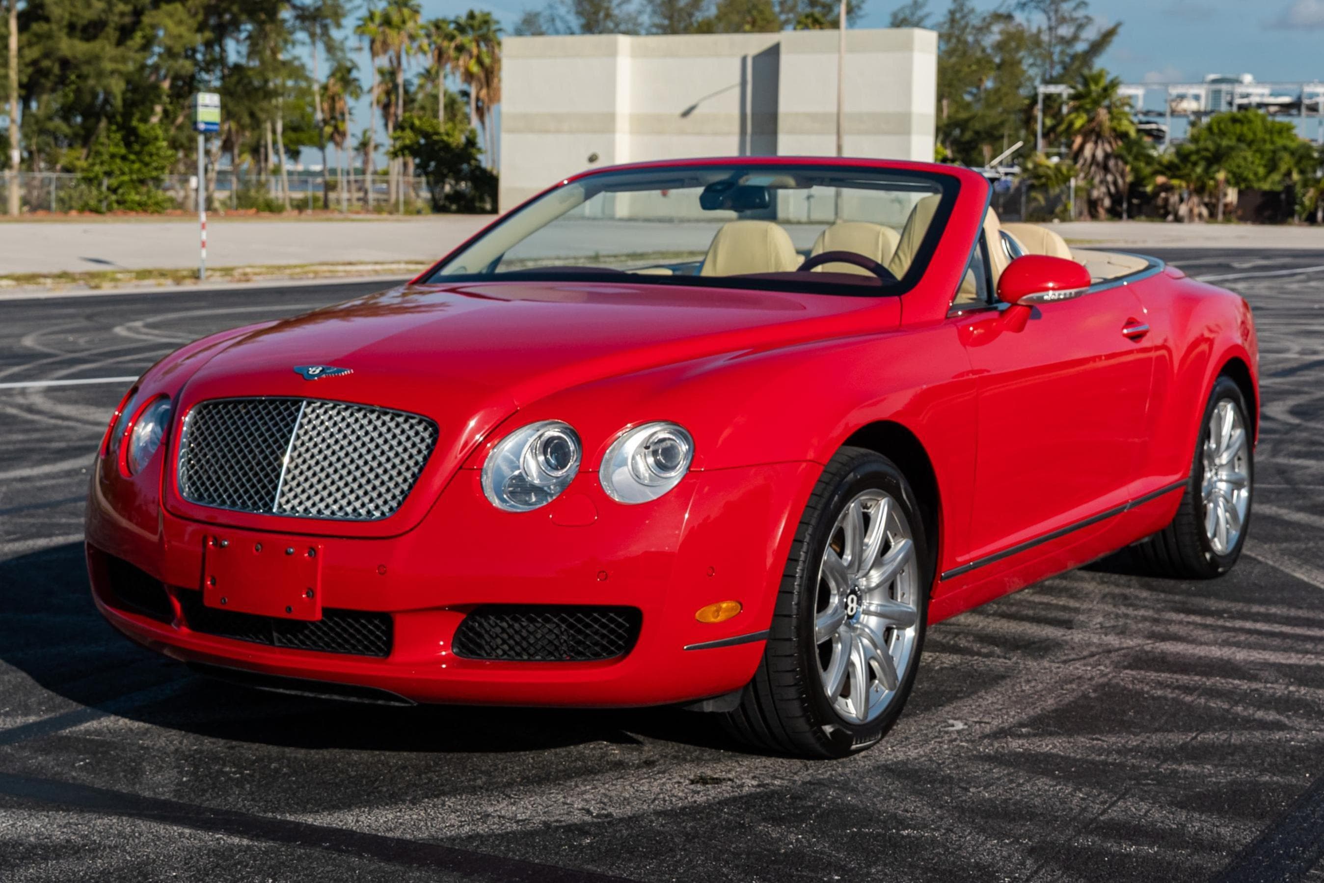 2007 Bentley Continental sold for $34,300