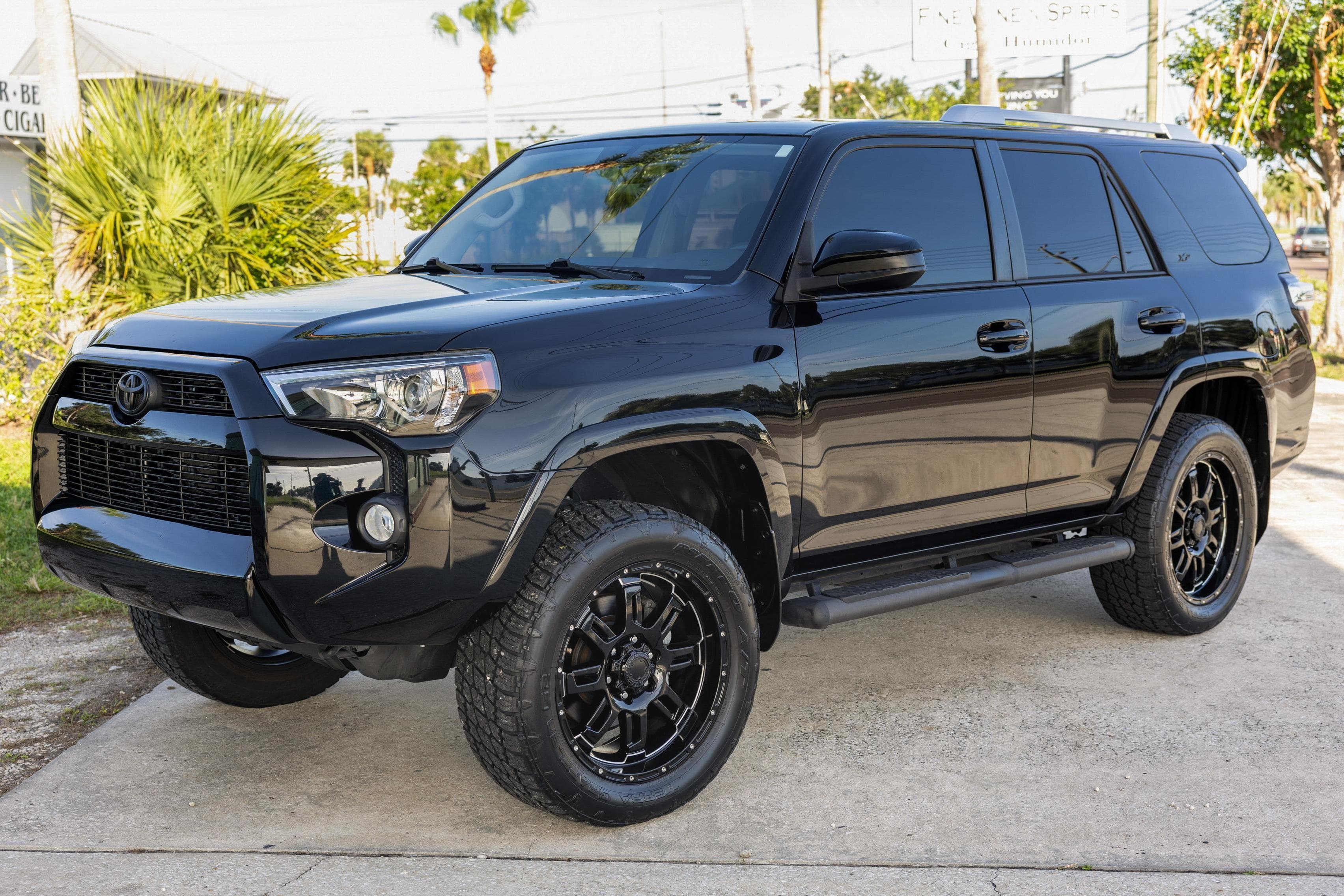 2018 Toyota 4Runner sold for $32,001