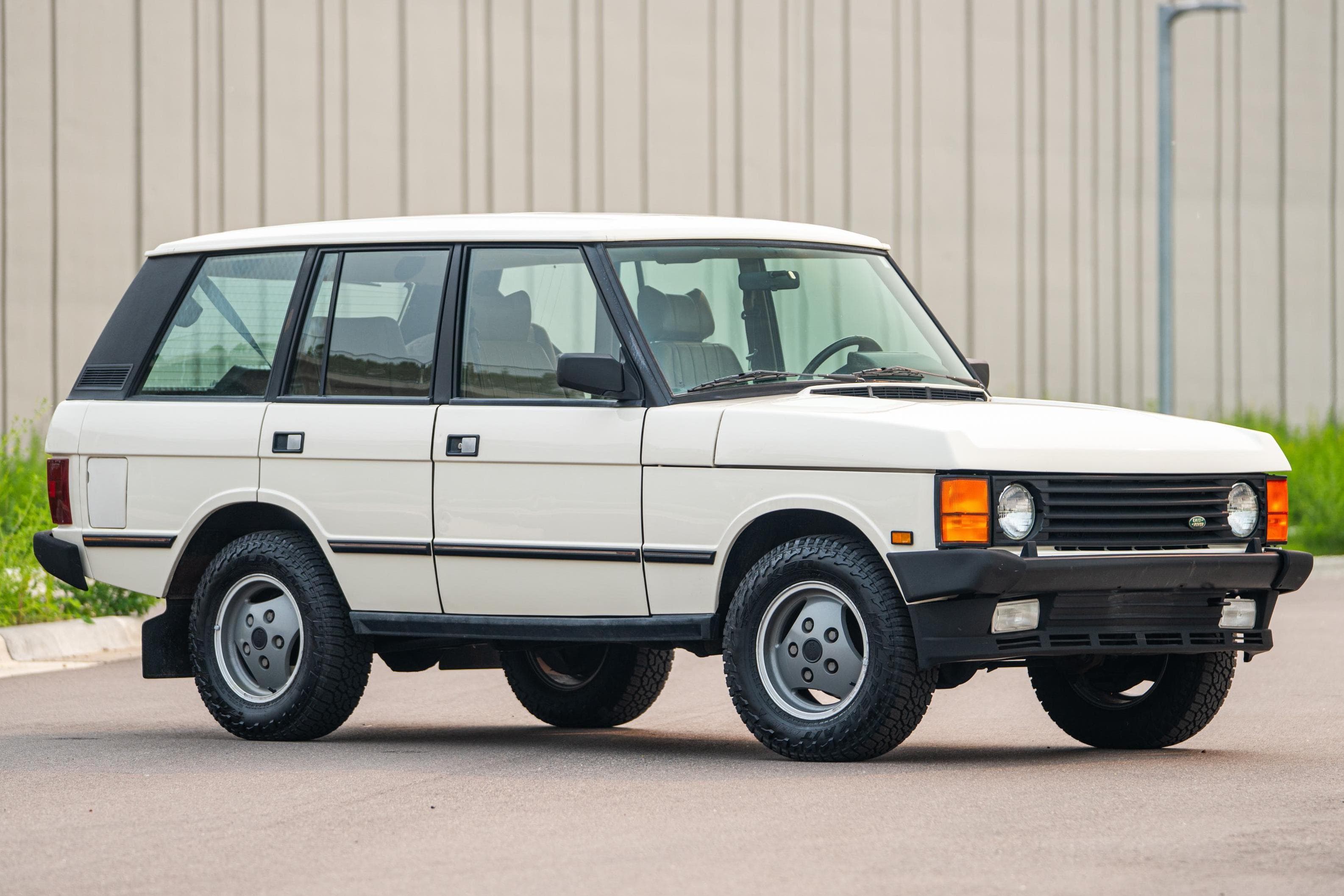 1990 Land Rover Range Rover sold for $6,000
