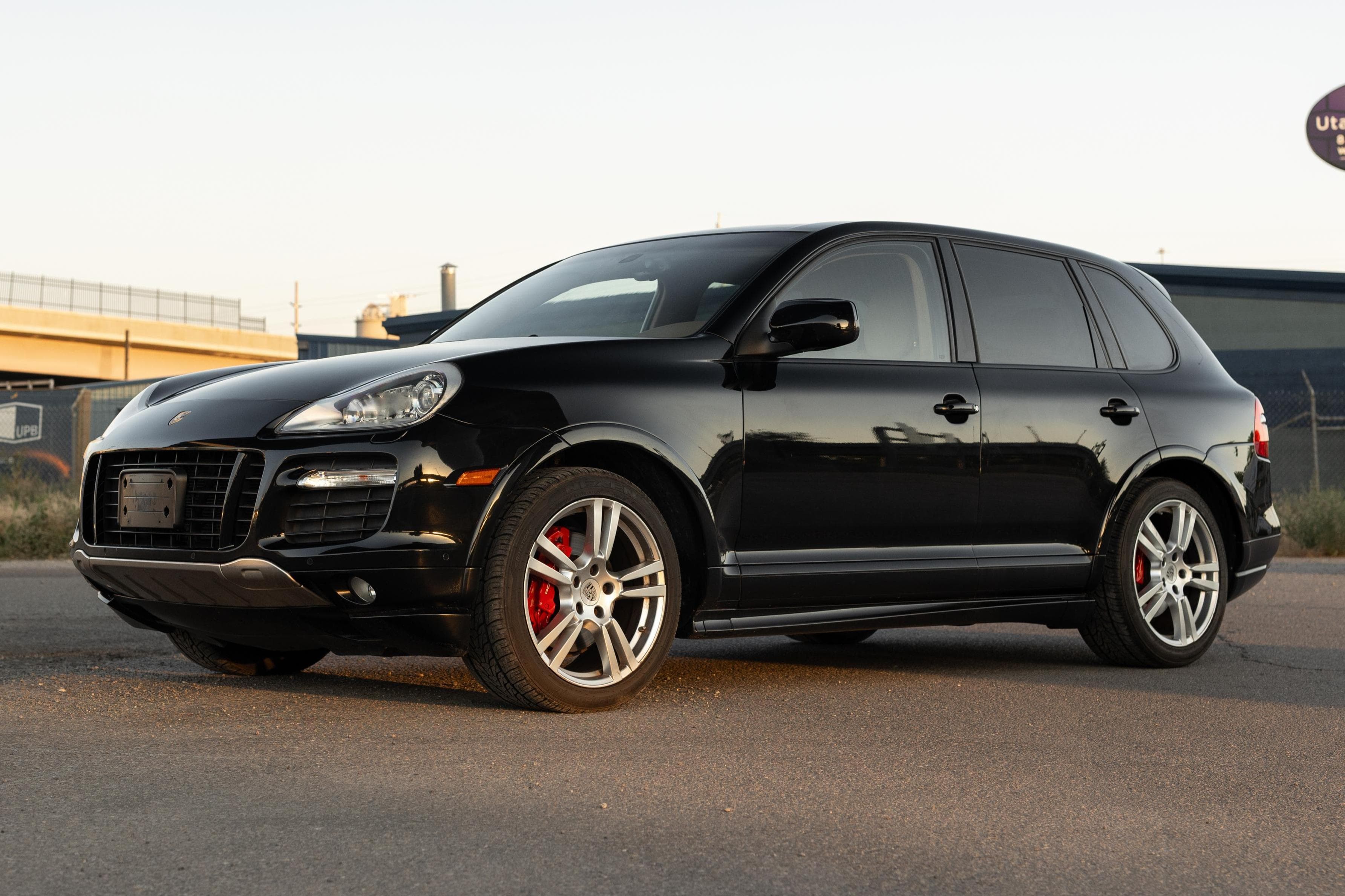 2008 Porsche Cayenne sold for $17,000