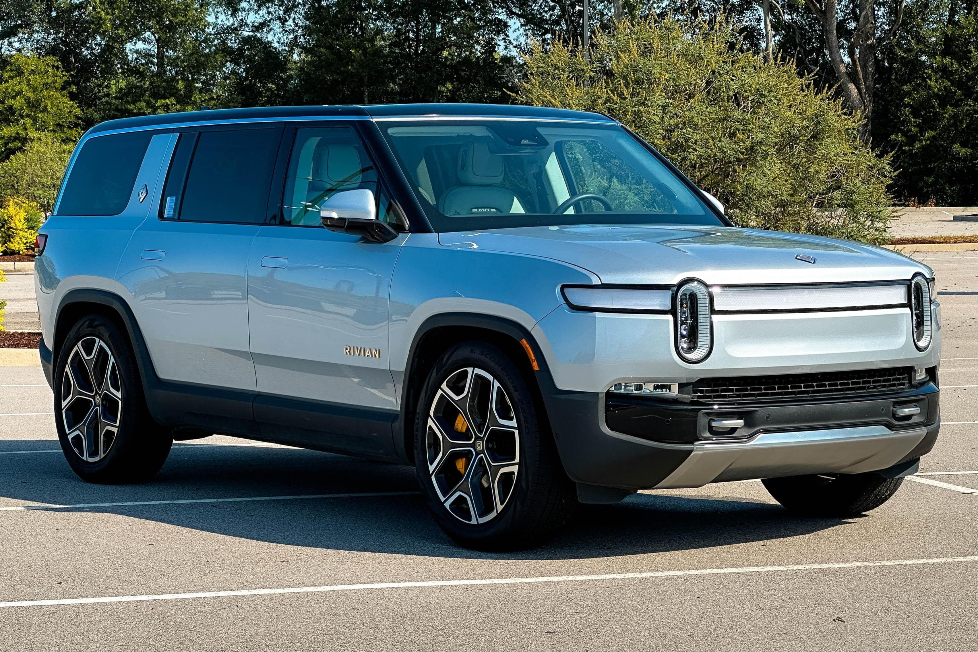 2023 Rivian R1S sold for $61,500