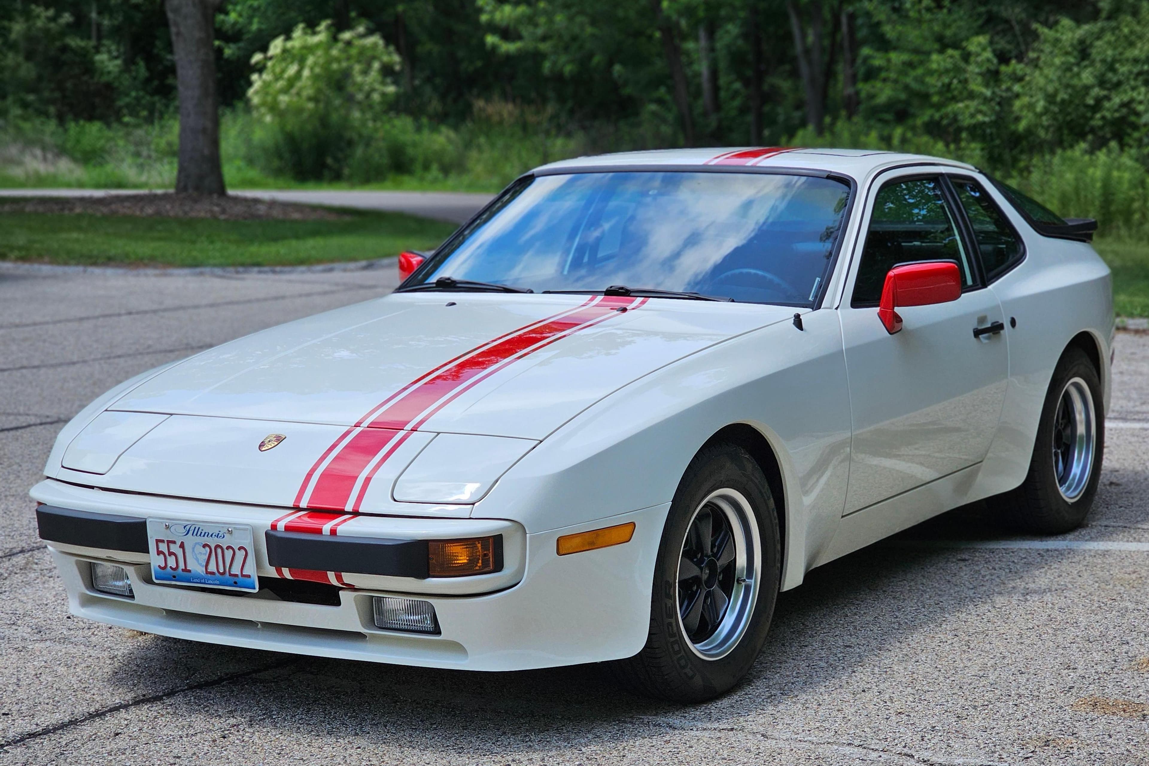 1985 Porsche 944 sold for $14,000