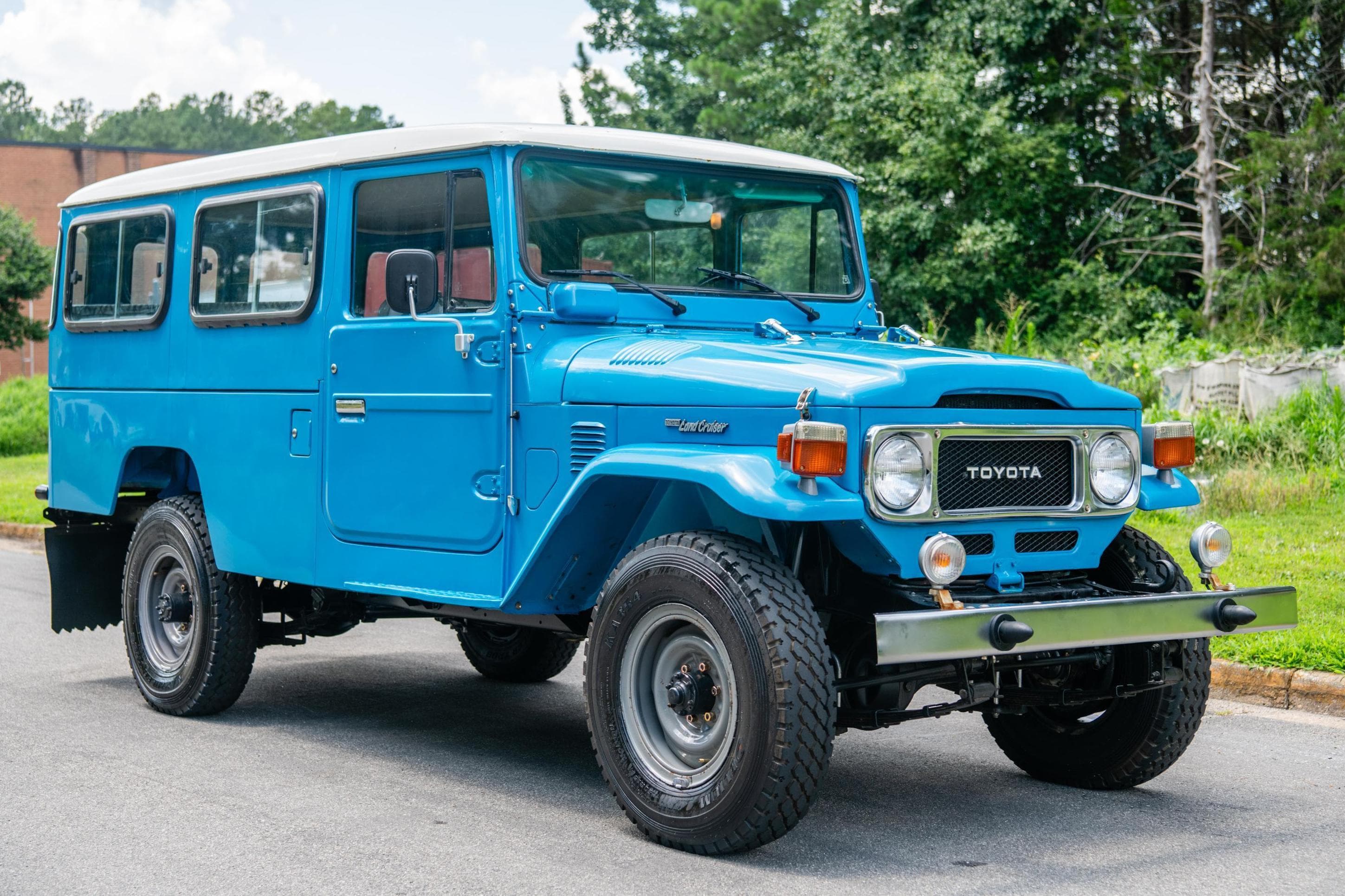 1980 Toyota Land Cruiser sold for $14,000