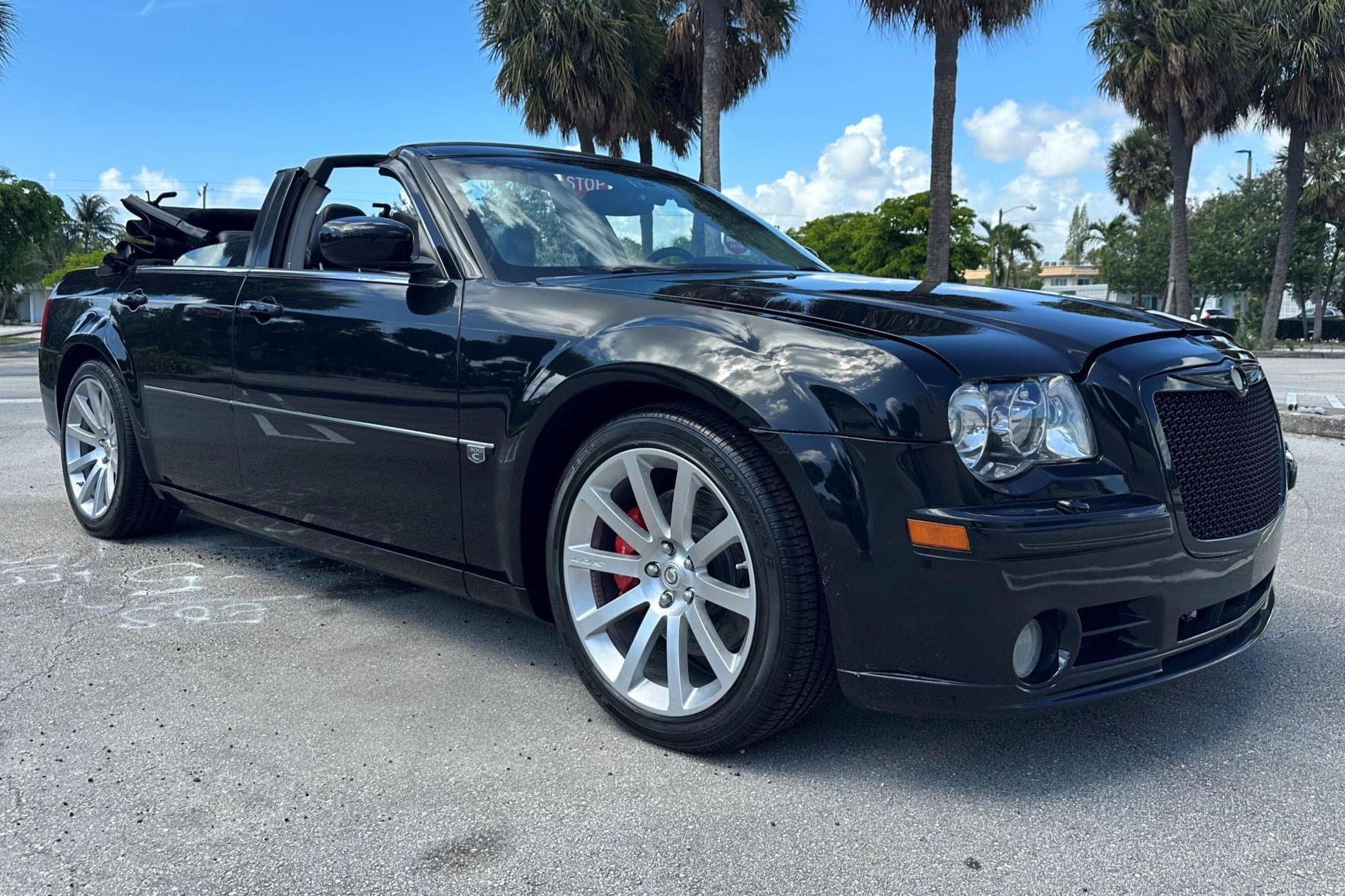 2007 Chrysler 300 sold for $17,500