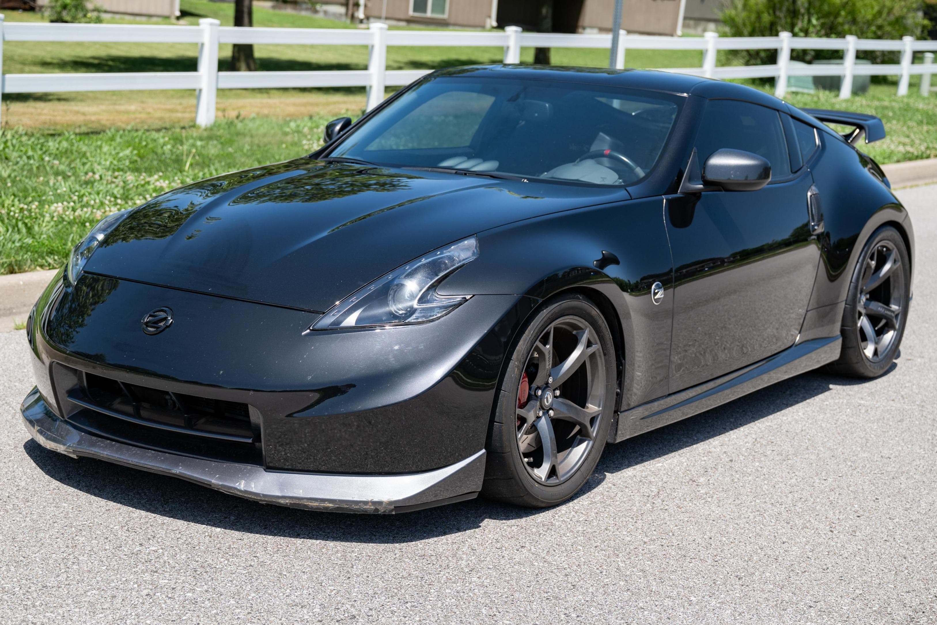 2014 Nissan 370Z sold for $22,500