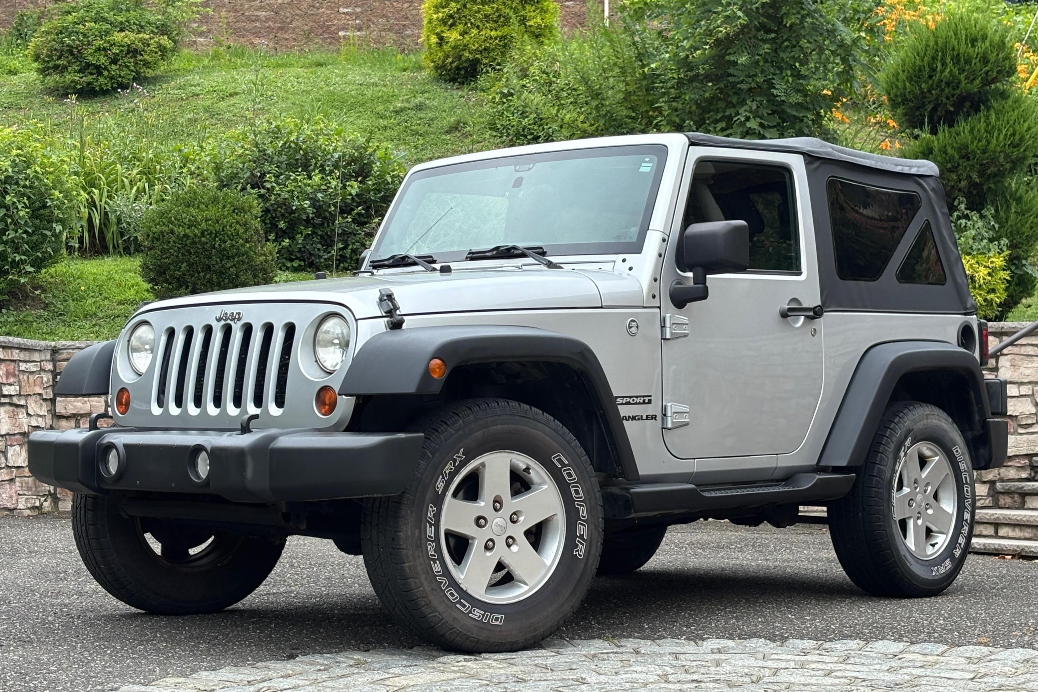 2012 Jeep Wrangler sold for $8,850