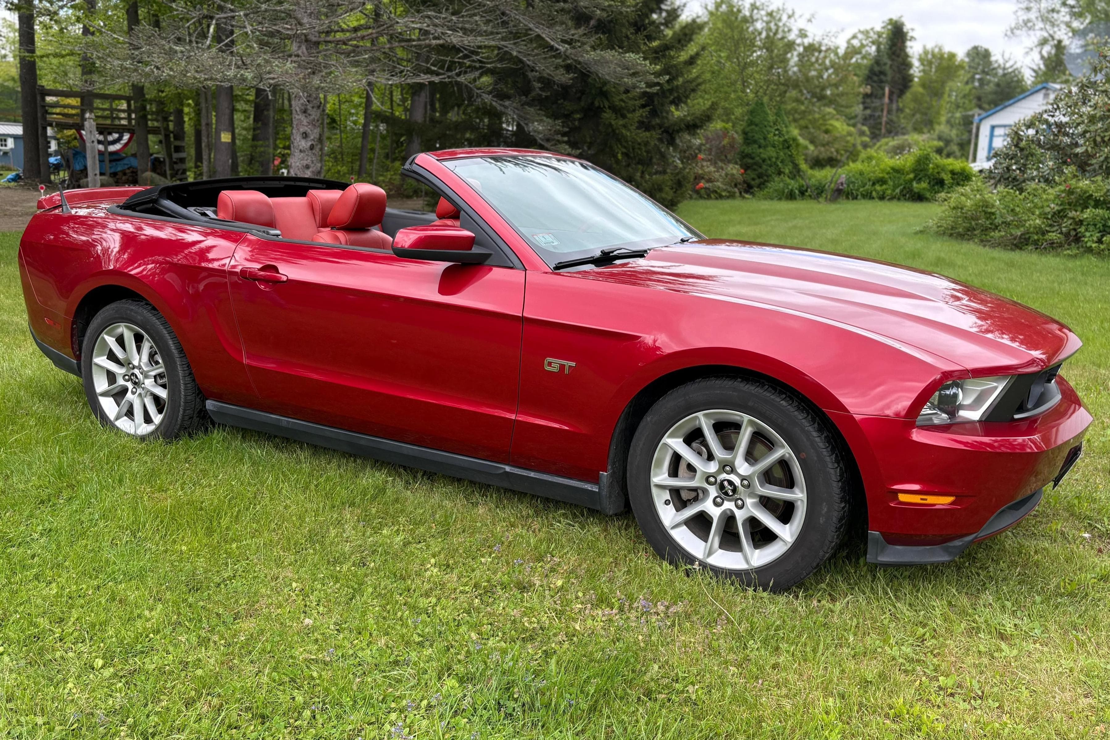 2010 Ford Mustang sold for $13,100