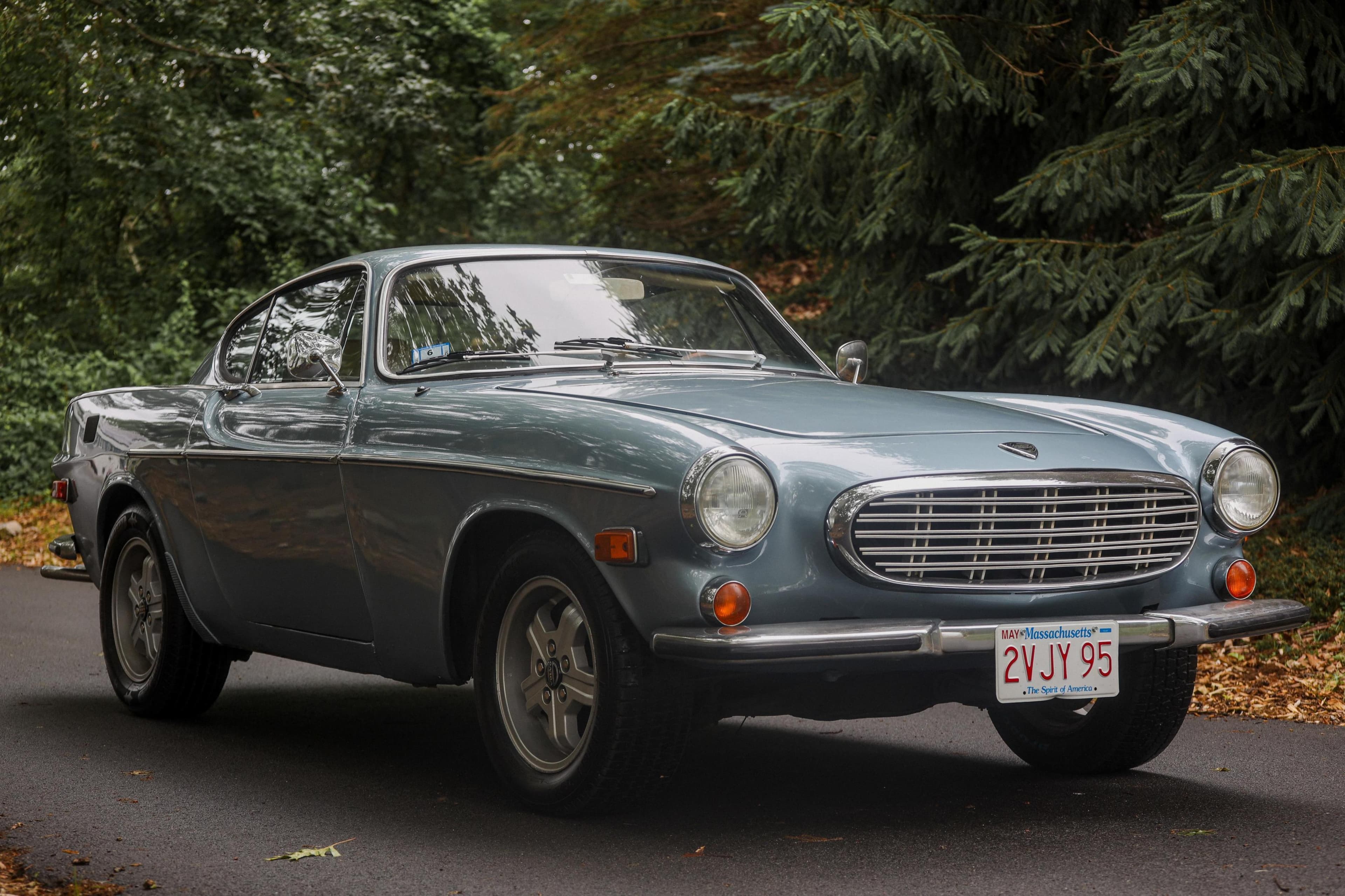 1970 Volvo 1800 sold for $15,500