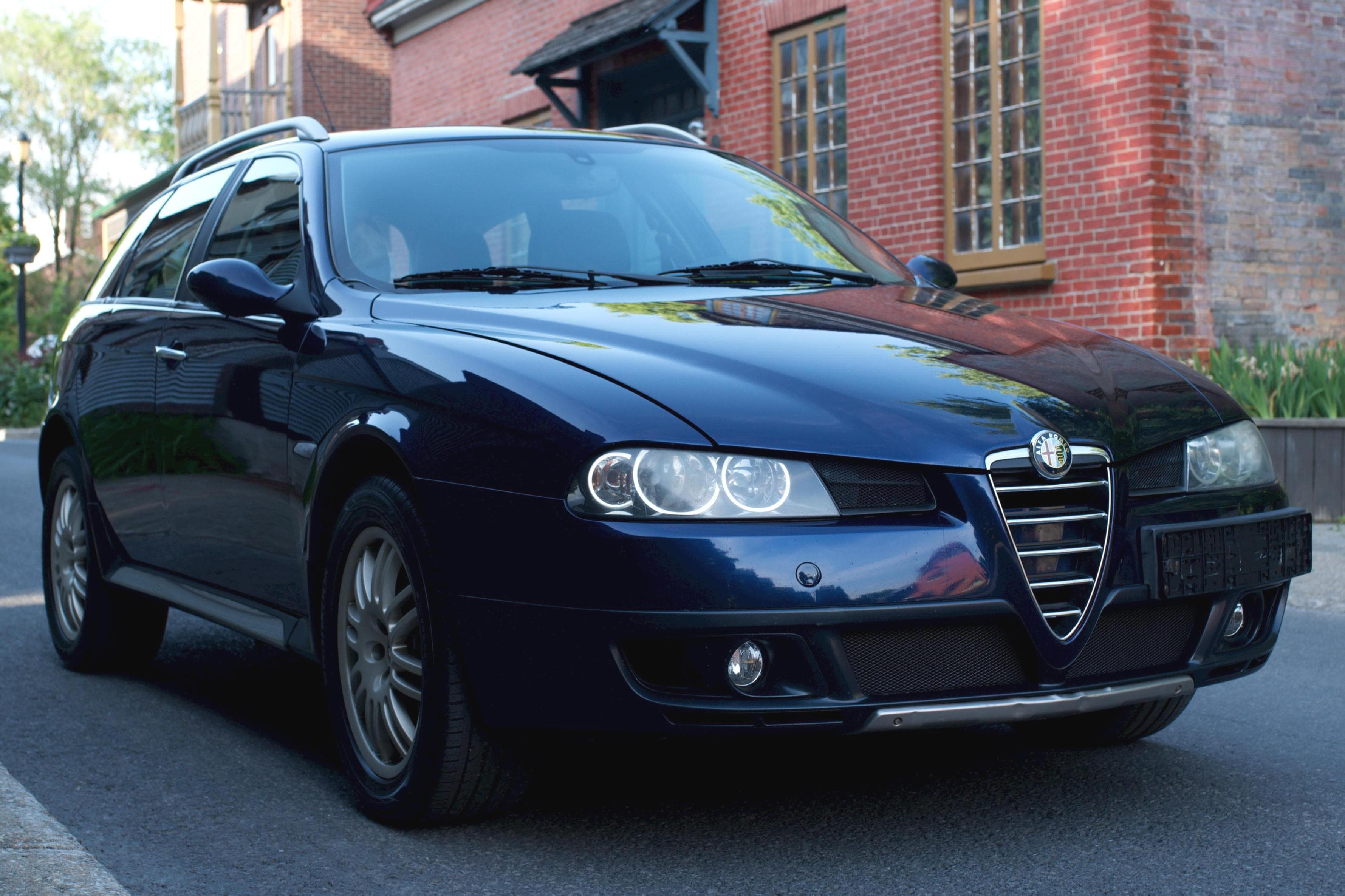 2005 Alfa Romeo 156 sold for $4,100