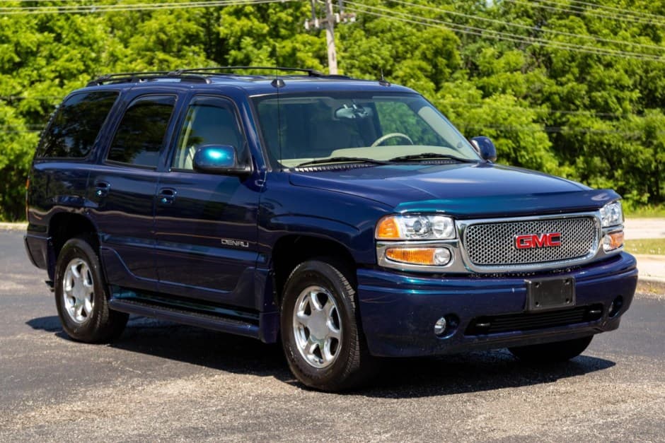 2005 GMC Yukon GMT800 sold for $32,750