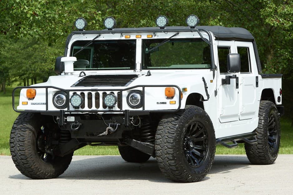 2000 Hummer H1 sold for $67,500