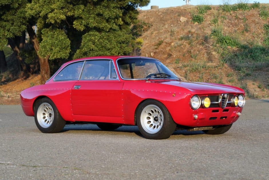 1974 Alfa Romeo 105/115 Series Coupe sold for $45,500