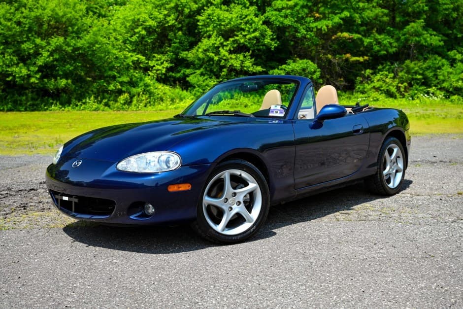 2002 Mazda NB MX-5 Miata sold for $12,000