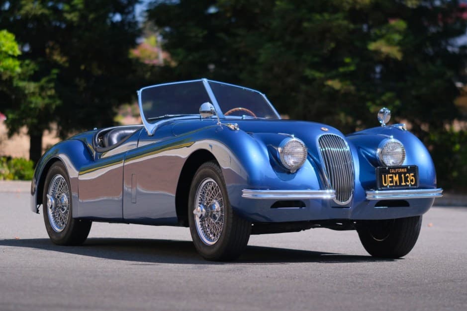 1952 Jaguar XK120 sold for $55,005