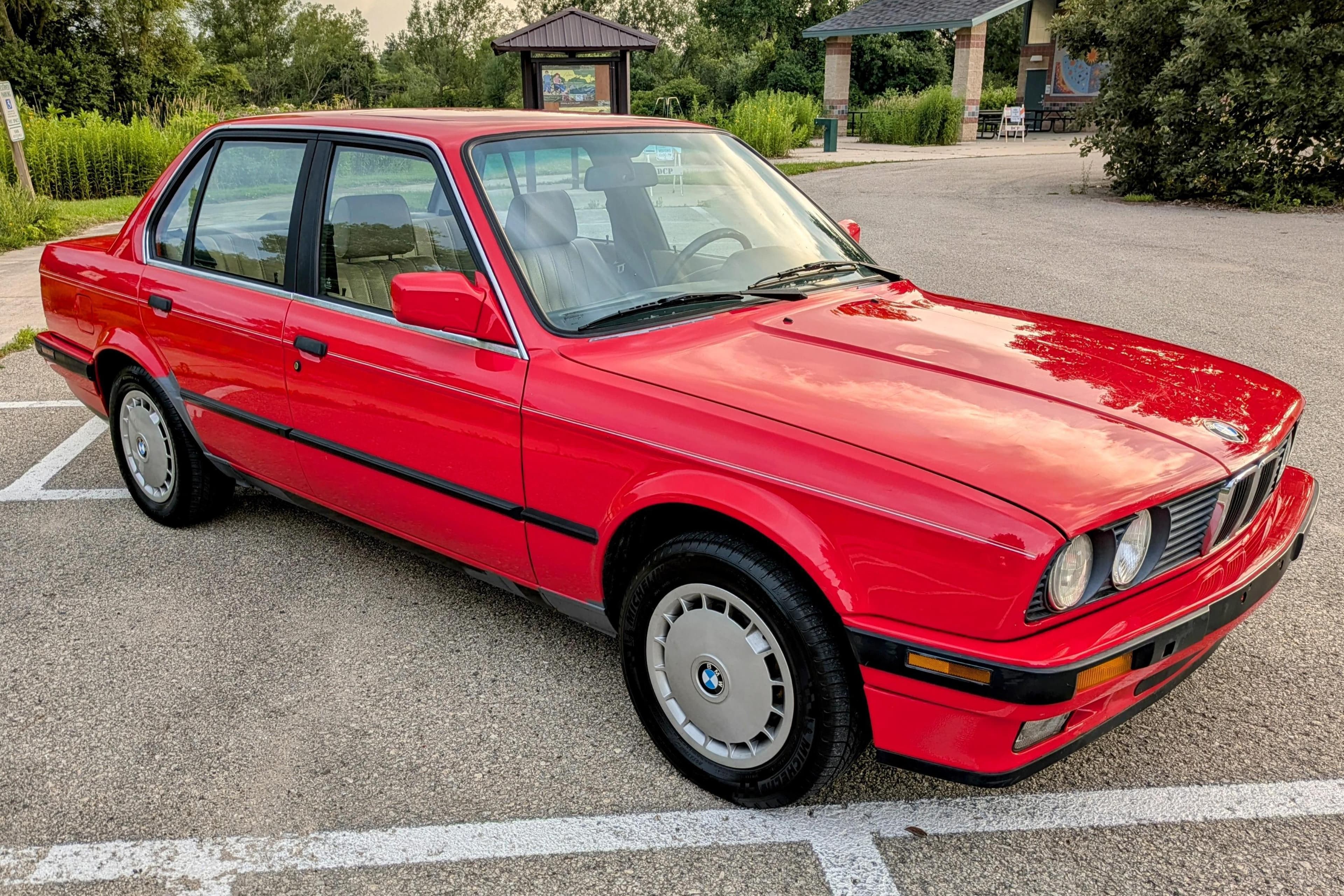 1991 BMW 3 Series sold for $7,800