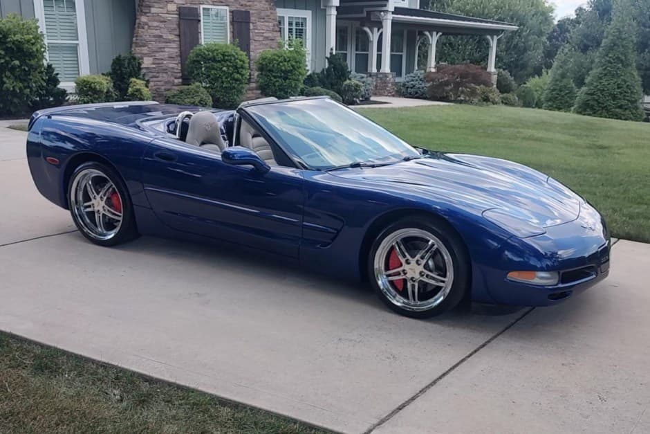 2004 Chevrolet Corvette C5 sold for $18,000