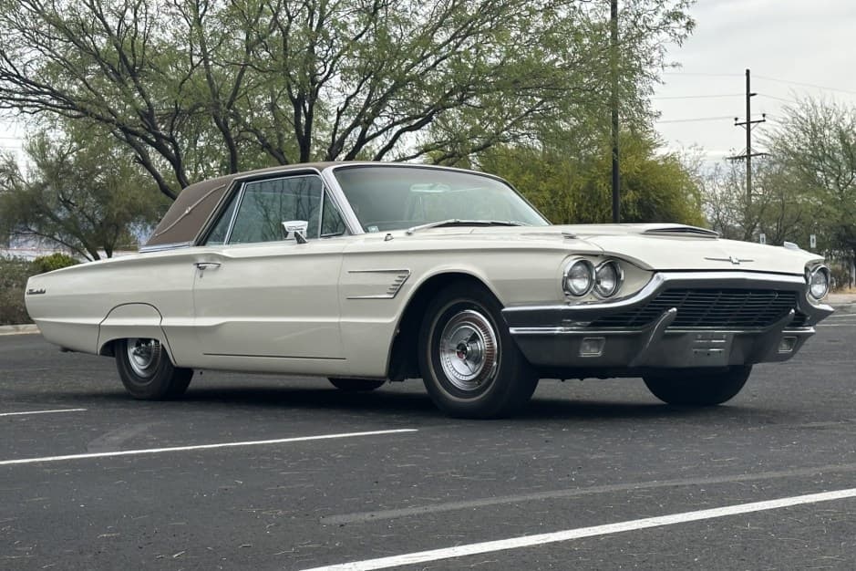 1965 Ford Thunderbird (1964-1966) sold for $13,000