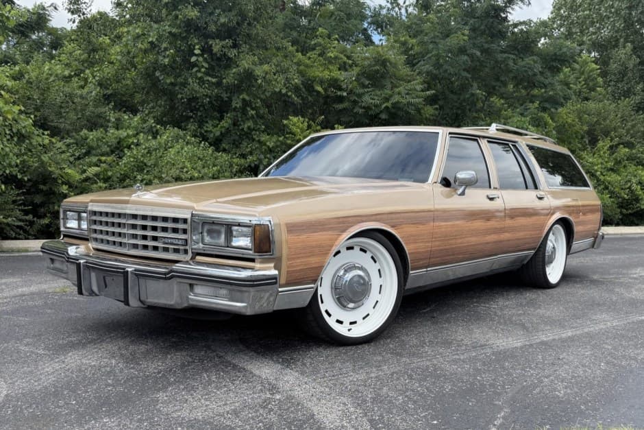 1985 Chevrolet Caprice sold for $11,750