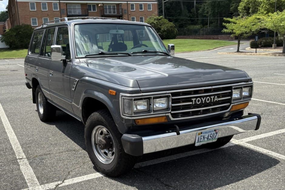 1990 Toyota Land Cruiser 60-Series sold for $14,250