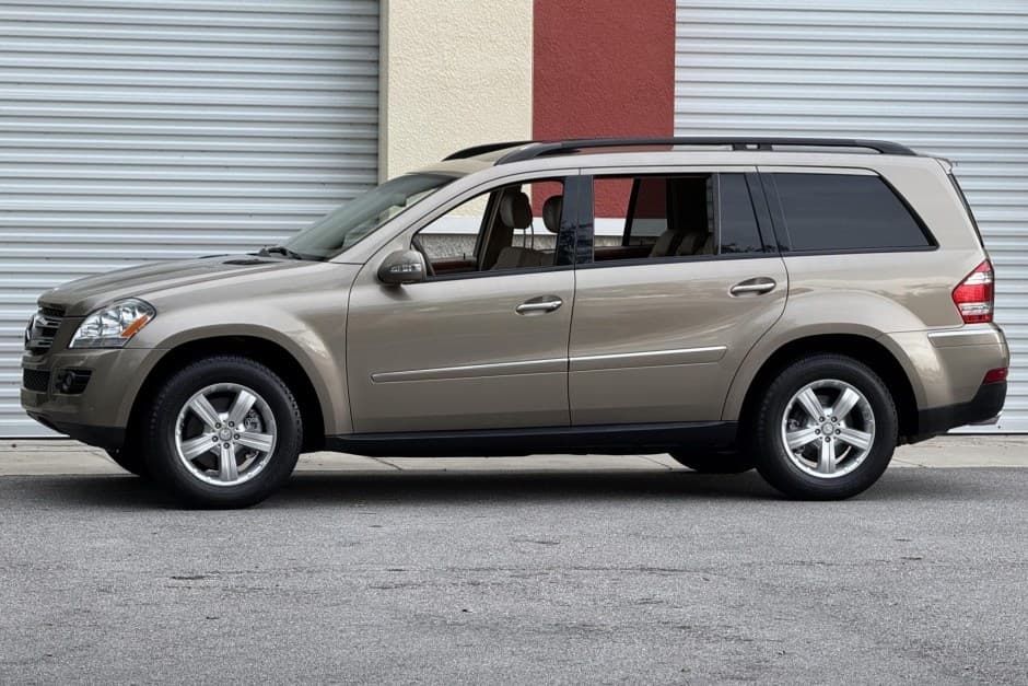 2008 Mercedes-Benz GL & GLS-Class sold for $10,250