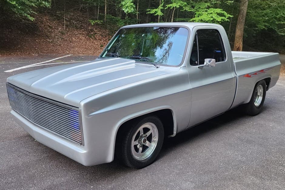 1987 Chevrolet C/K (1973-1991) sold for $23,000