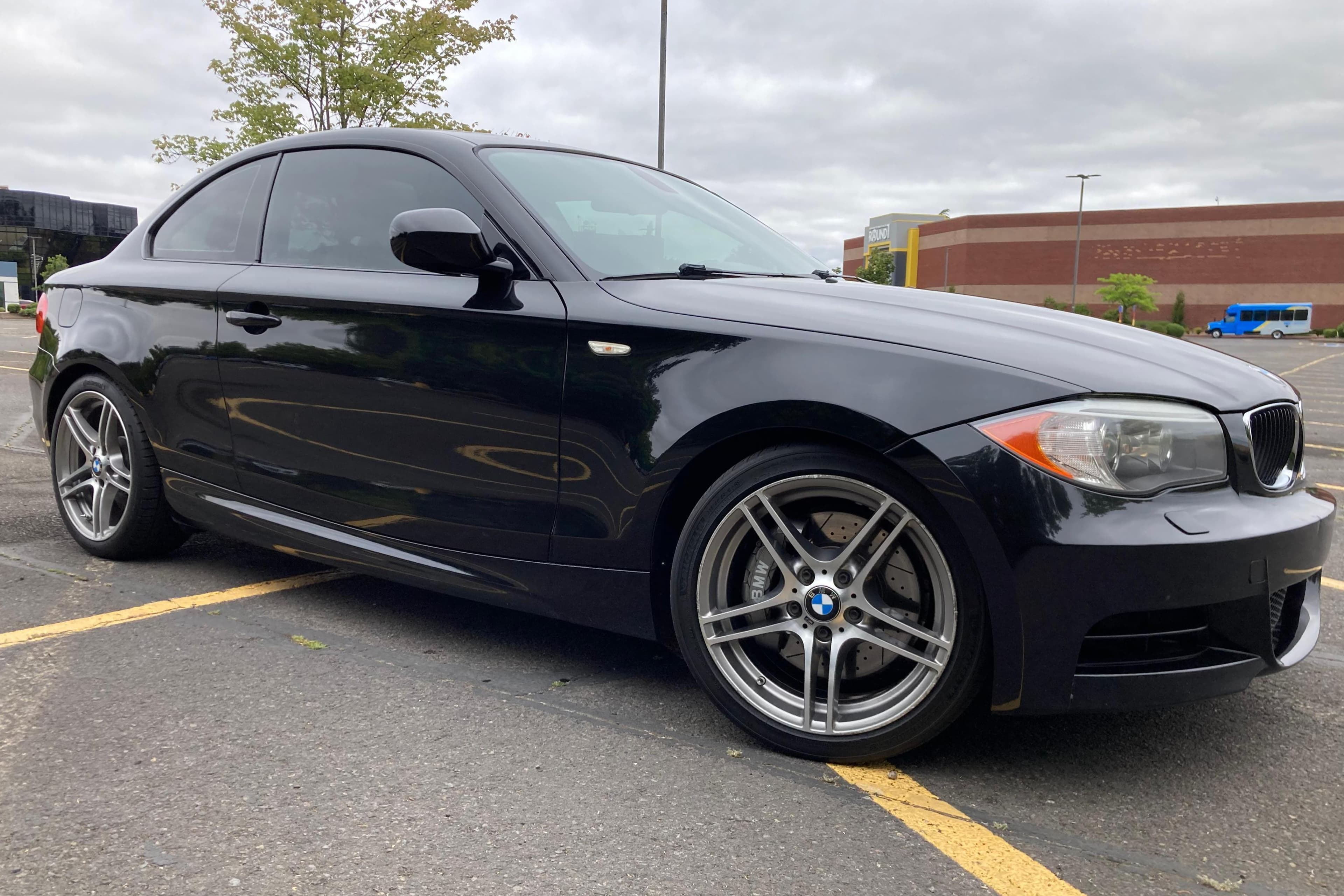 2013 BMW 1 Series sold for $14,200