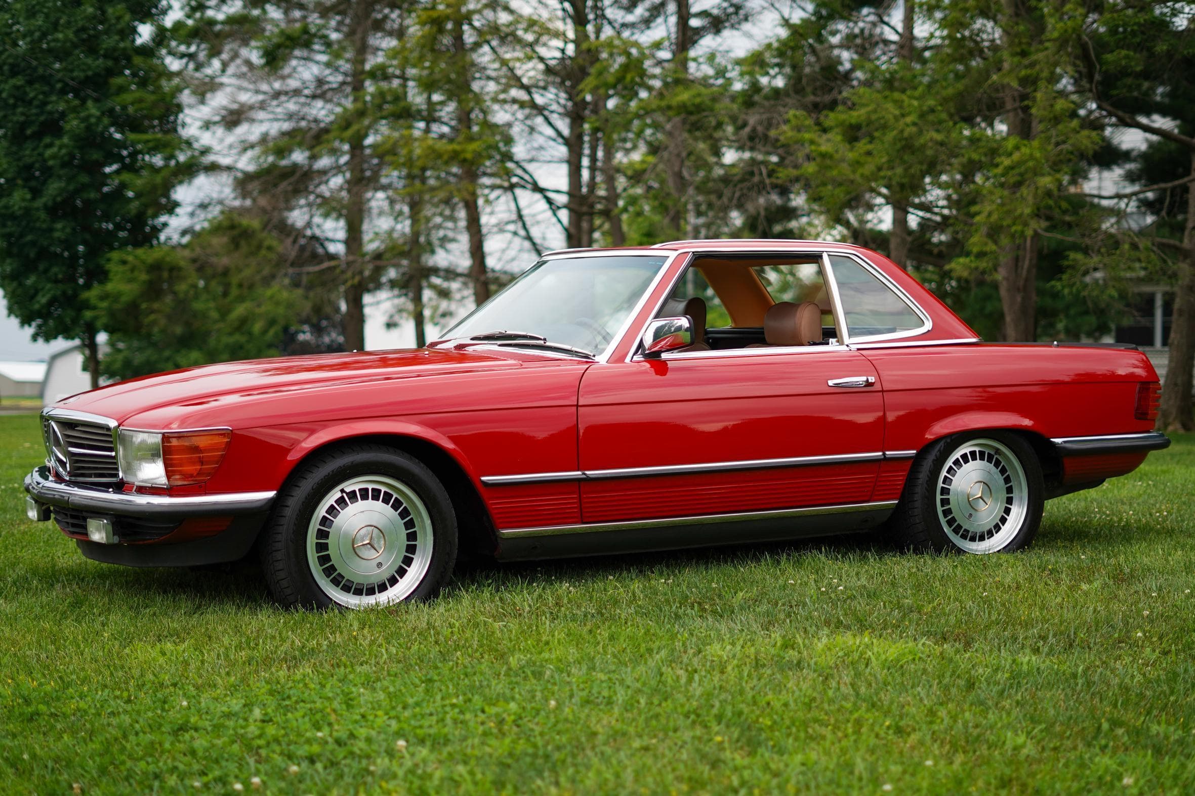 1985 Mercedes-Benz R107 SL sold for $14,250
