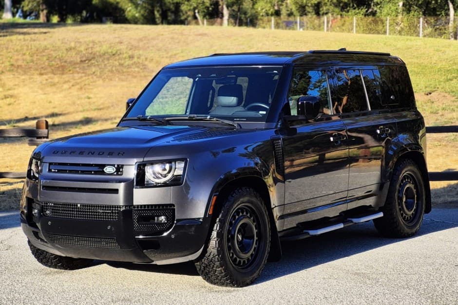 2022 Land Rover Defender L663 sold for $53,500