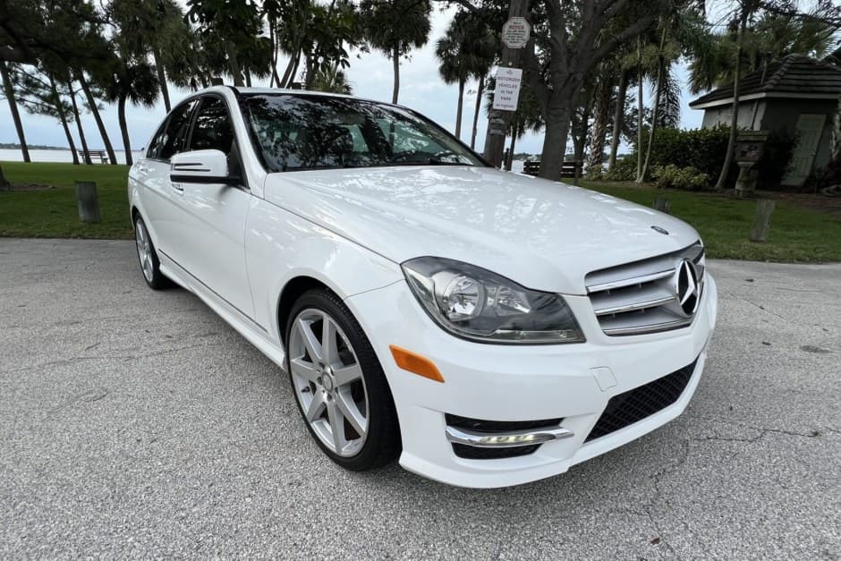 2013 Mercedes-Benz W204 C-Class sold for $6,600