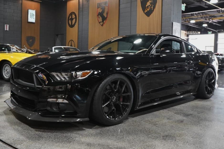 2015 Ford Mustang S550 sold for $28,500