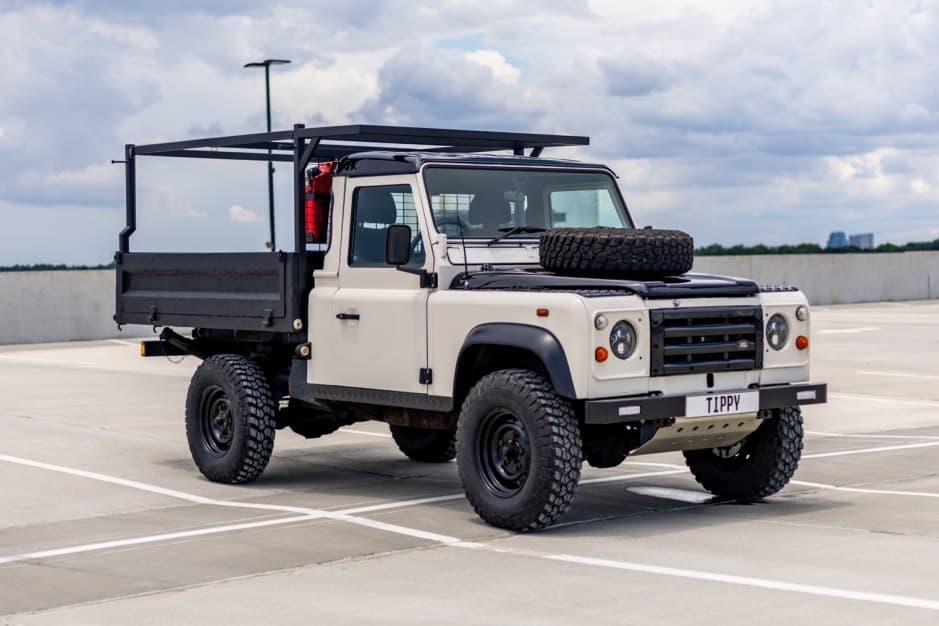 1985 Land Rover 110 / Defender 110 (Euro Spec) sold for $27,000