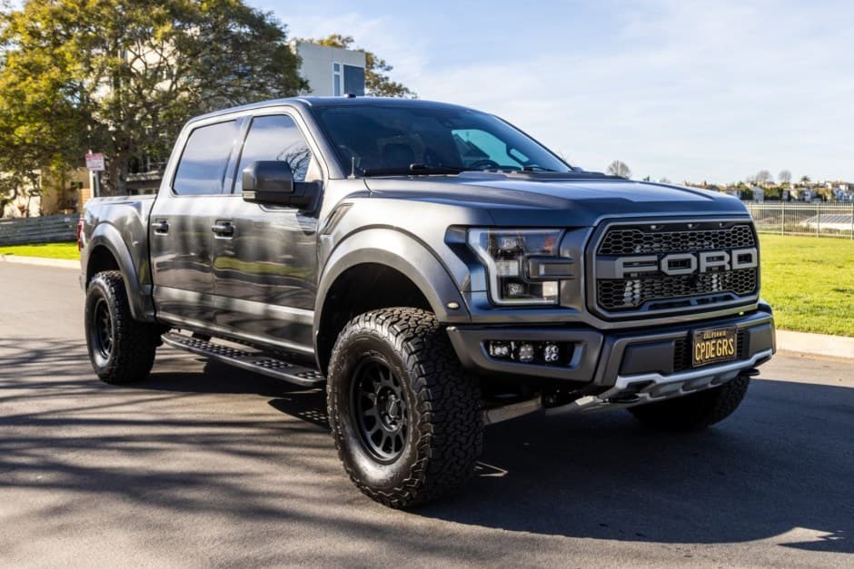2017 Ford F-150 Raptor sold for $49,500