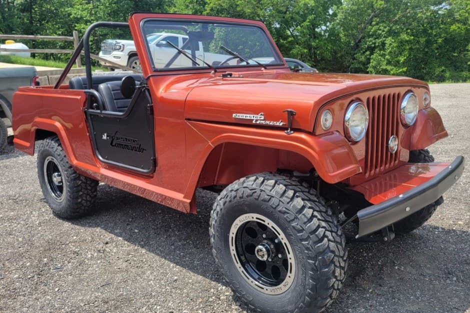 1968 Jeep Jeepster Commando sold for $25,750
