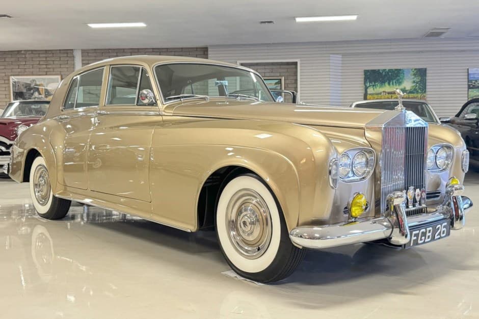 1964 Rolls-Royce Silver Cloud & Phantom V sold for $66,500
