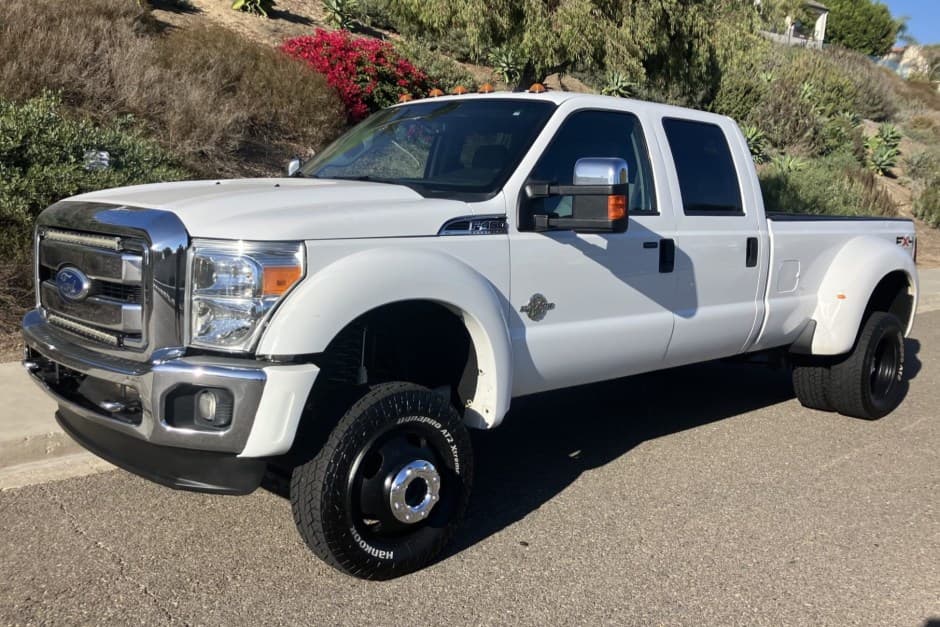 2011 Ford Super Duty 2011-2016 sold for $17,000