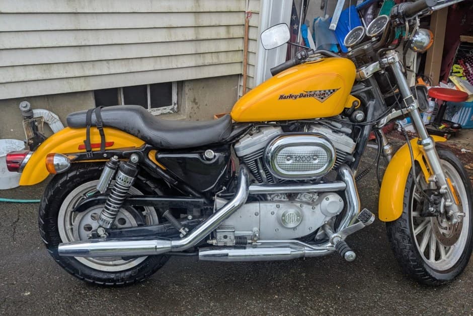 2001 Harley-Davidson Sportster sold for $2,850