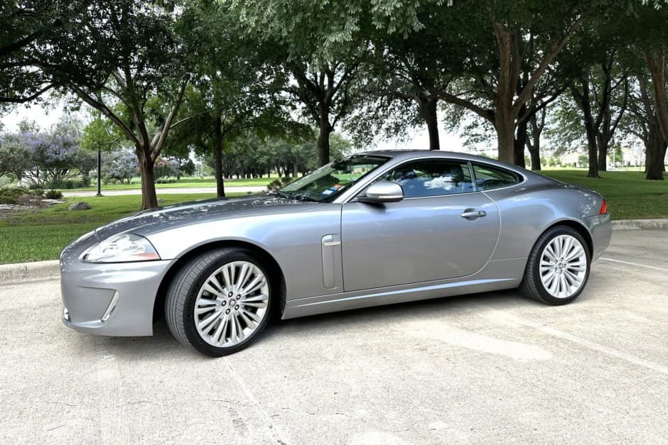 2010 Jaguar XK sold for $11,250