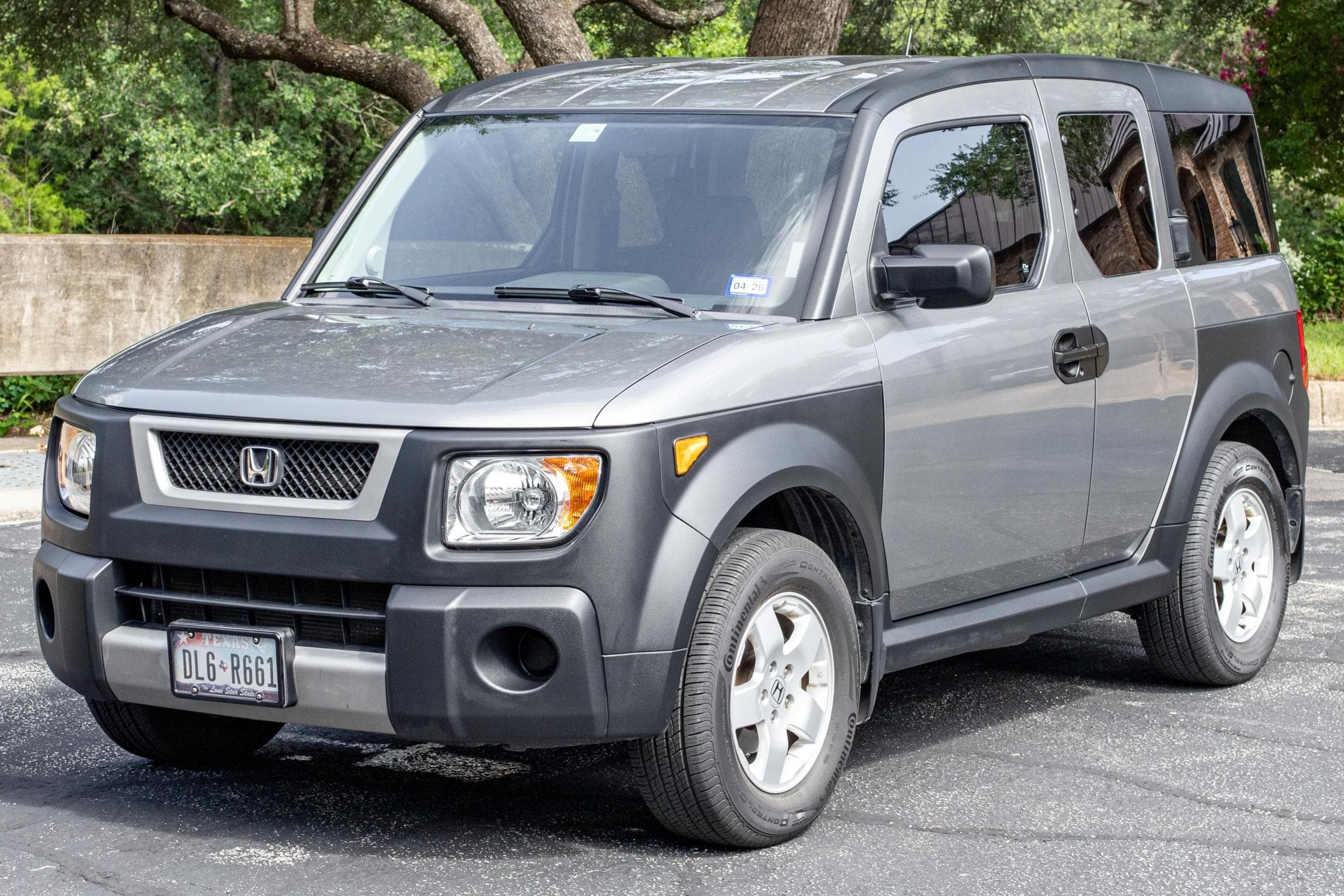 2005 Honda Element sold for $14,100