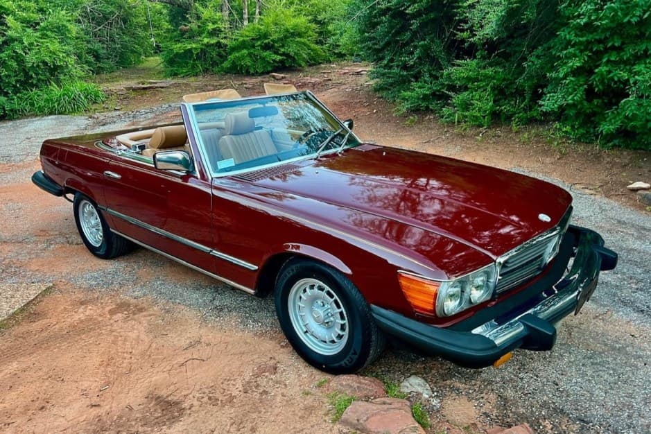1982 Mercedes-Benz R107 SL sold for $14,750