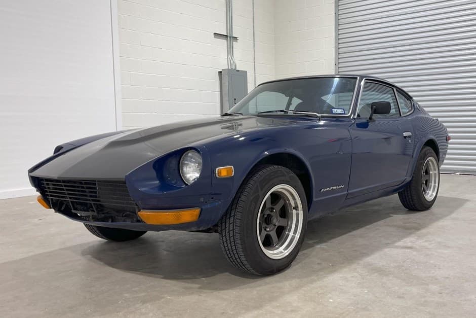 1971 Datsun 240Z sold for $13,750