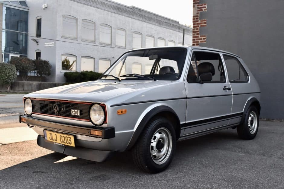 1977 Volkswagen GTI Mk1 sold for $32,000