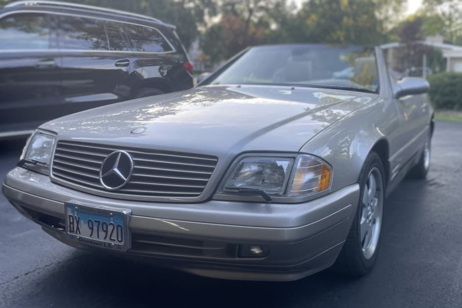1999 Mercedes-Benz R129 SL sold for $7,999