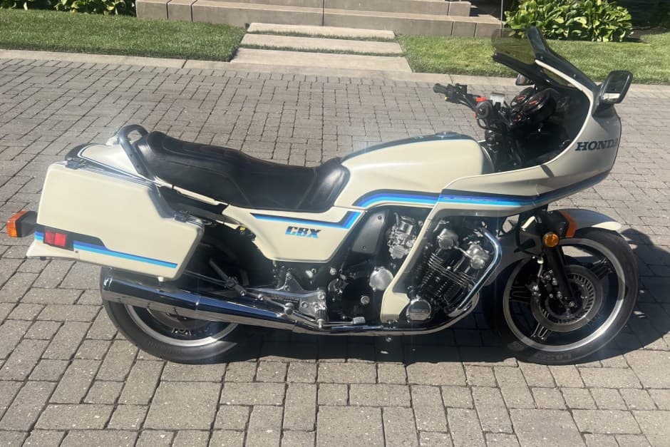1982 Honda CBX sold for $11,505
