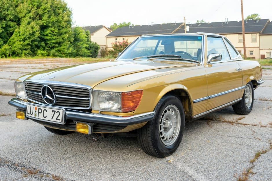 1972 Mercedes-Benz R107 SL sold for $22,222