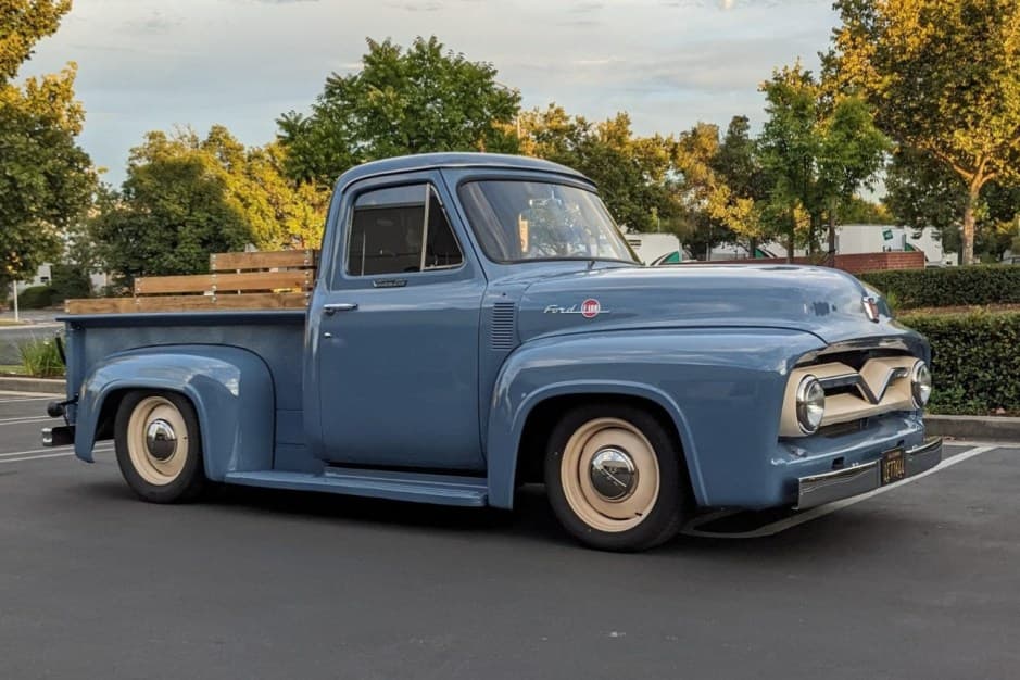 1955 Ford F-Series 1953-1956 sold for $42,500